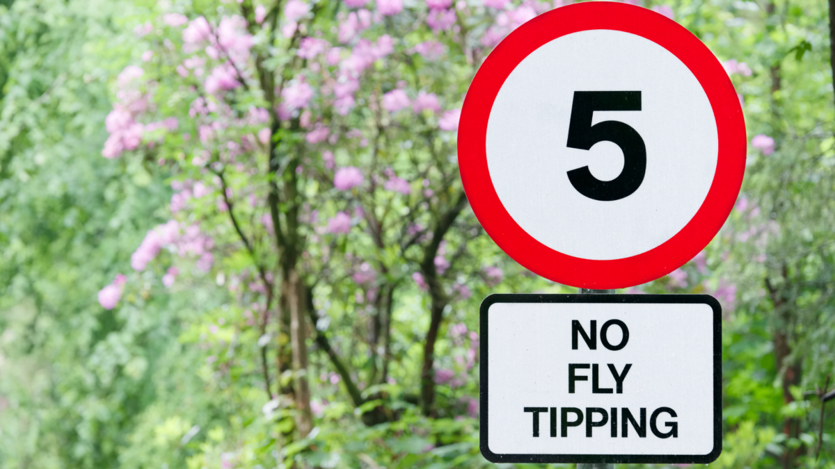 No fly-tipping sign in English country setting