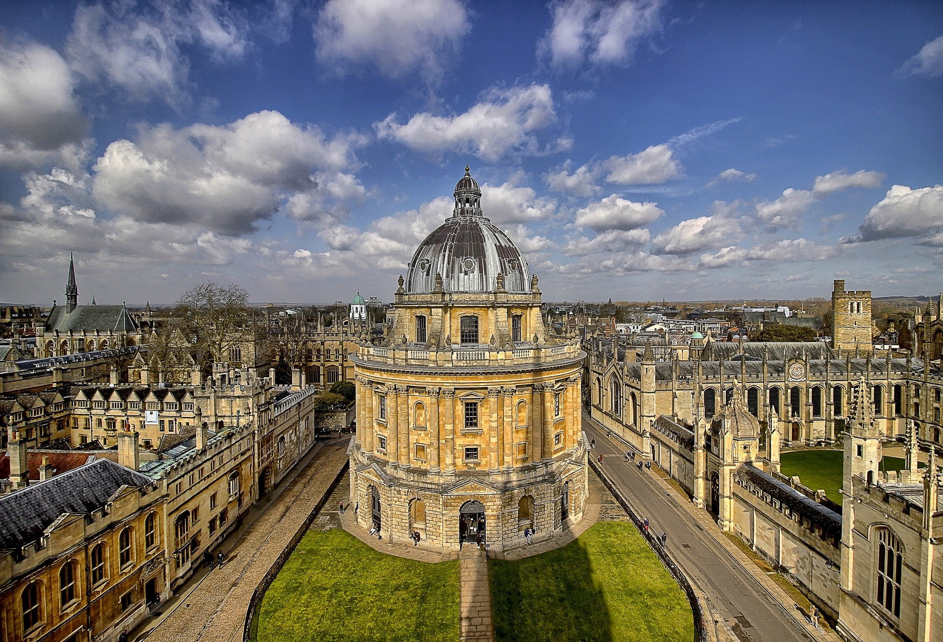 Oxford University: Asbestos surveys have been carried out at Oxford education buildings