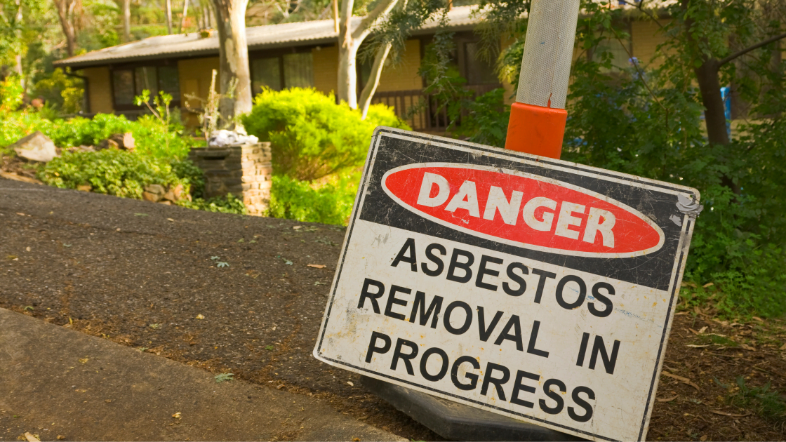 Removal of asbestos sign warning of danger